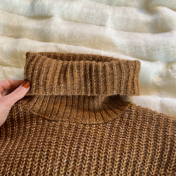 Chunky Old Navy Sweater - Picture 2 of 4